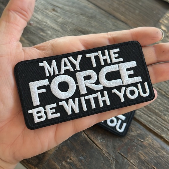 NEW - 2 Star Wars Patches - May the Force Be With You - Picture 3 of 3